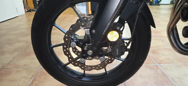 Honda NX500 Garantia 2029-Mant 2027. Extras.Mapit