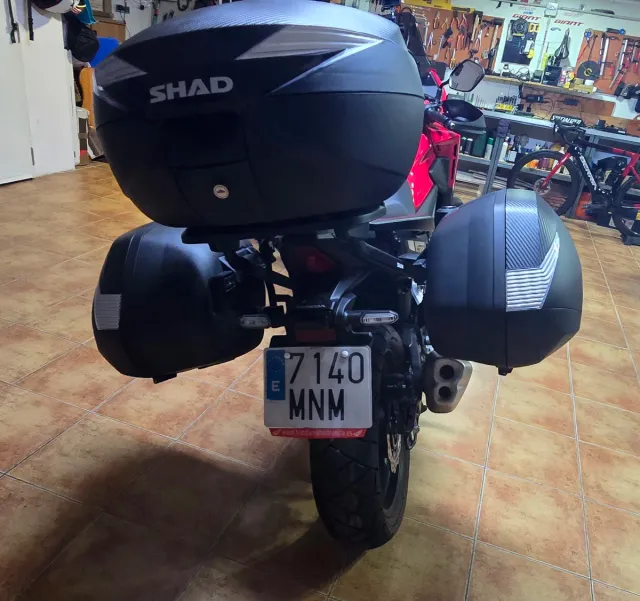 Honda NX500 Garantia 2029-Mant 2027. Extras.Mapit