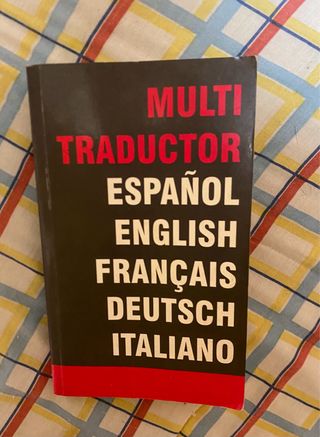 Libro multitraductor