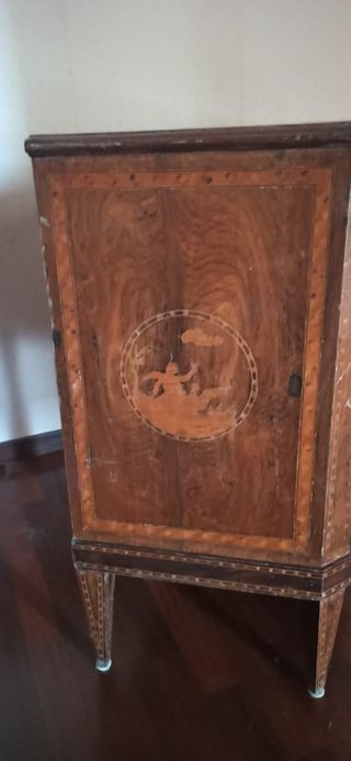 Cassettone Maggiolino inizi 1800