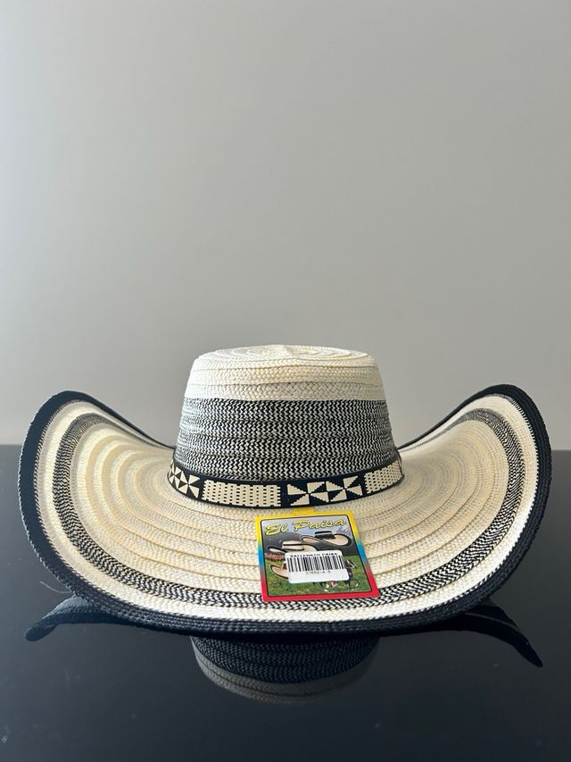 Sombrero colombiano vallenato paisa