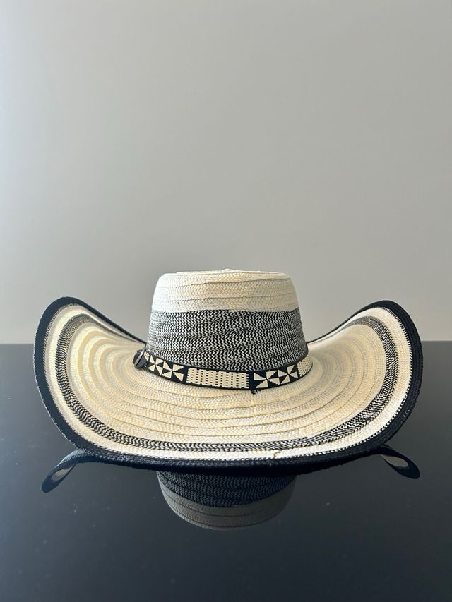 Sombrero colombiano vallenato paisa