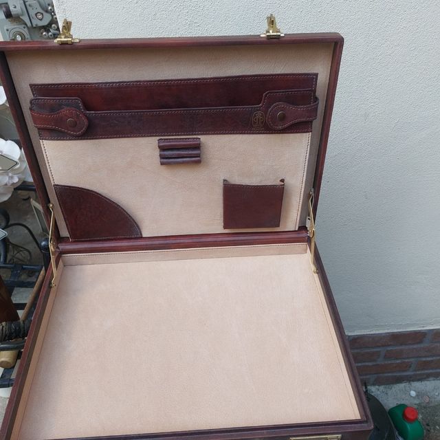 Doppia valigetta in cuoio Principe