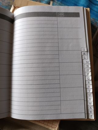 Agenda telefónica vintage 