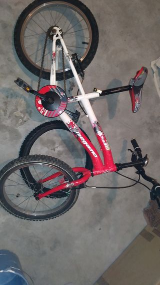 Bicicleta megamo