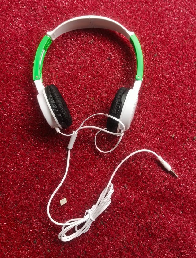 Lote 8 auriculares con micrófono