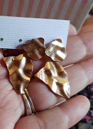Pendientes dorados