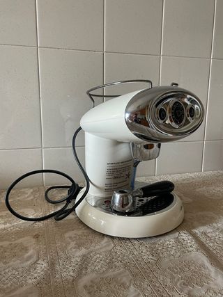 Cafetera X7 Francis Francis Iperespresso