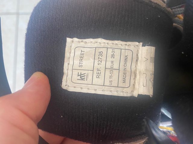 Patinetes talla de 28 a 31