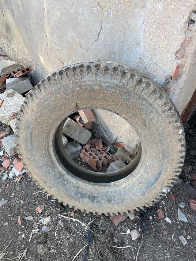 llantas land rover santana