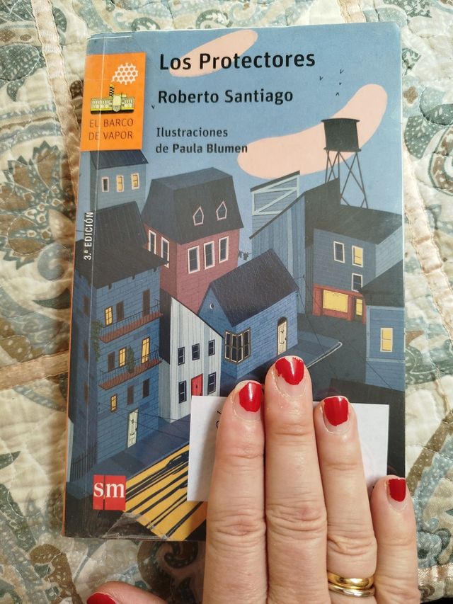 Los protectores Roberto Santiago