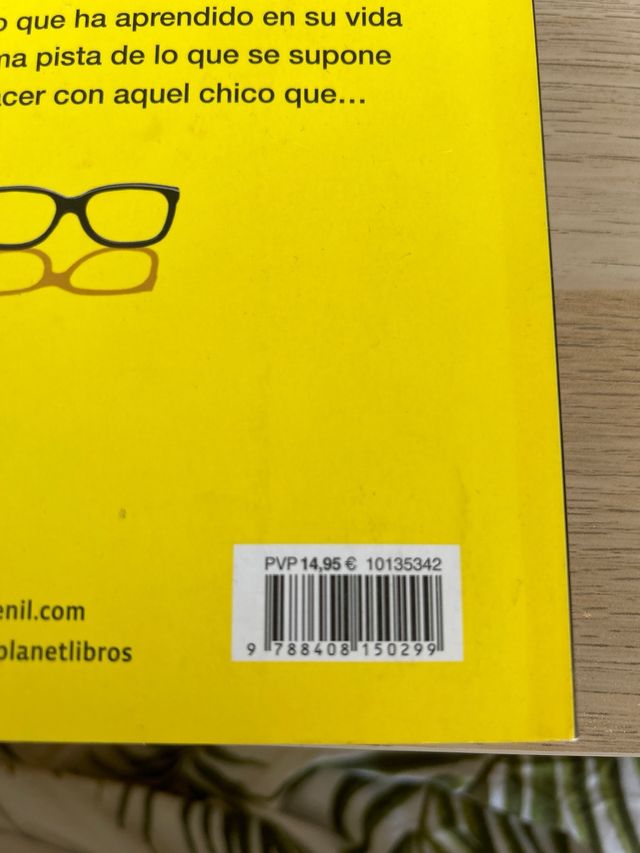 Libro: Modelo inadaptada:¡La friki está de vuelta!