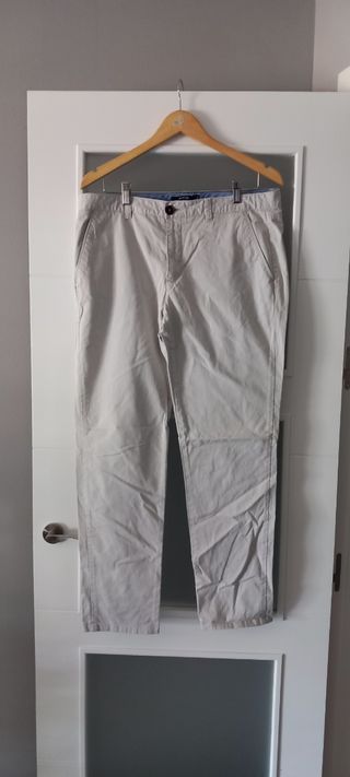 Pantalones chinos