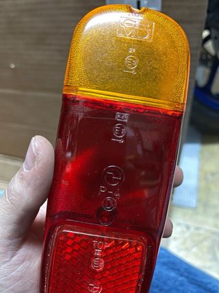 Seat 600 E-L tulipa trasera Gemo