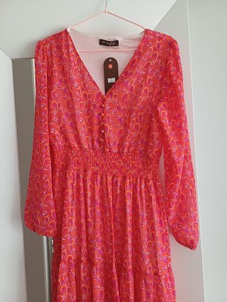 Vestido nuevo con etiquetas