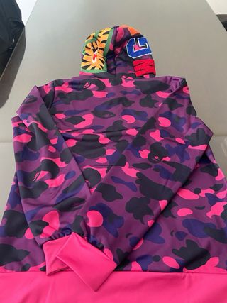 Sudadera cremallera y capucha