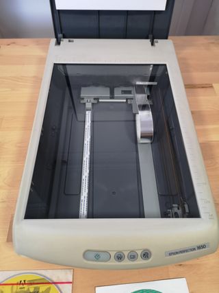 Escáner Epson Perfection 1650