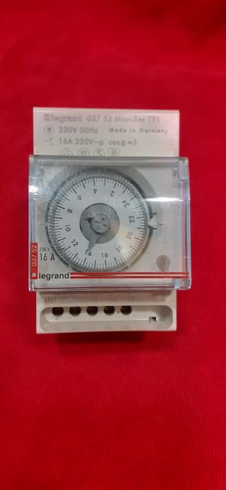 Reloj interruptor diario legrand