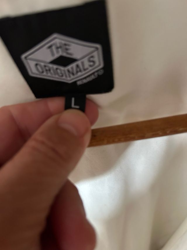 Camisa blanca de algodón