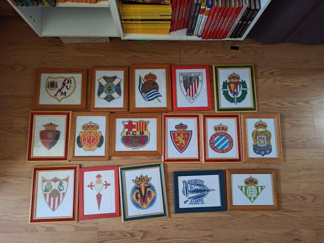 Escudos deportivos punto de cruz