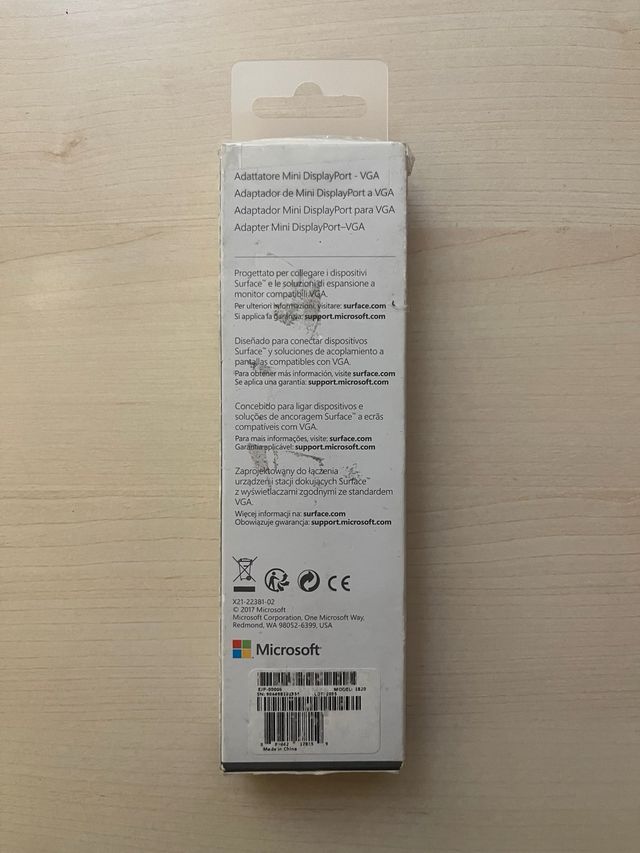 Mini display port to VGA Adapter Microsoft