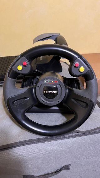 Volante Saitek R440 Force Feedback con pedales