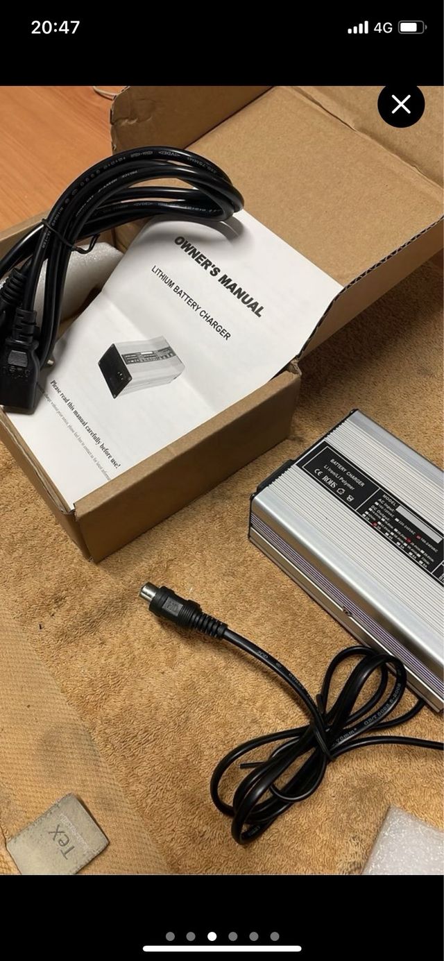 Cargador bateria lition 24 v 3A