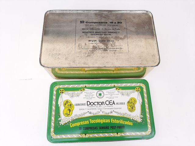 Caja Antigua Laboratorios CEA