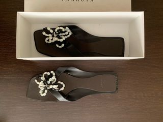 Sandalias planas Farrutx de piel negras  40