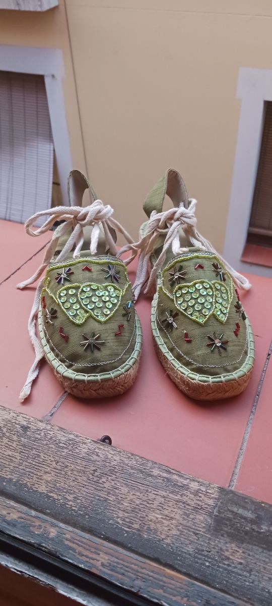 Espardeñas como Nuevas