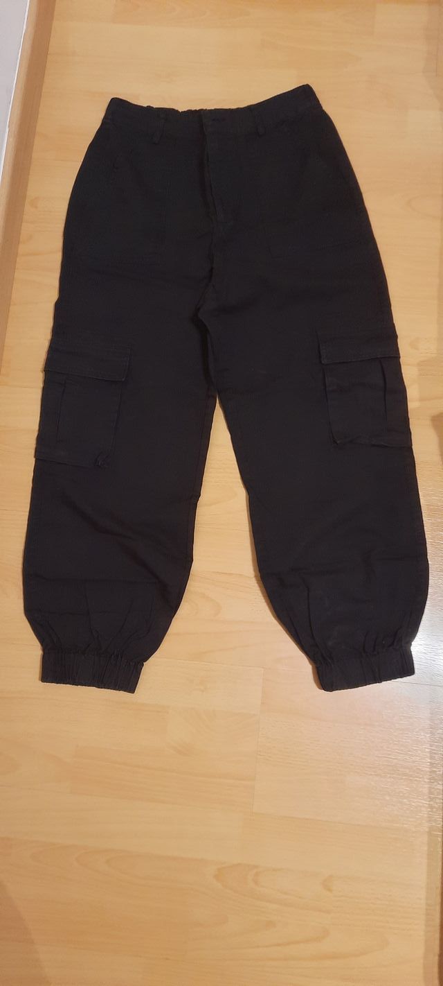 Pantalón cargo