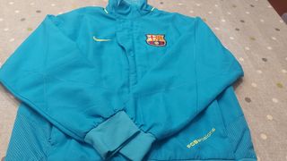 Chaqueta Barça niño talla 8-10. Original Nike