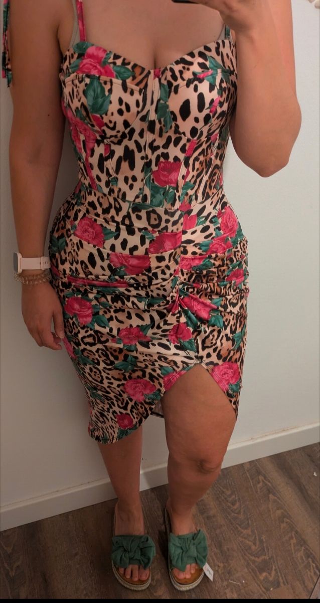 Vestido leopardo y rosas xs shein