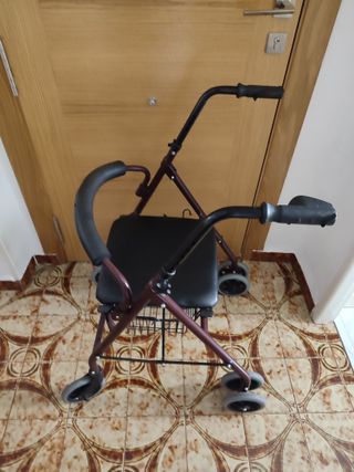 Andador para ancianos