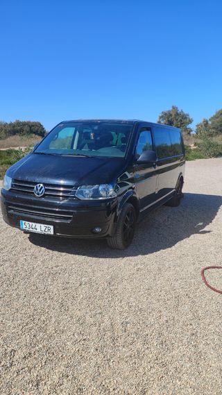 Volkswagen Caravelle 2011
