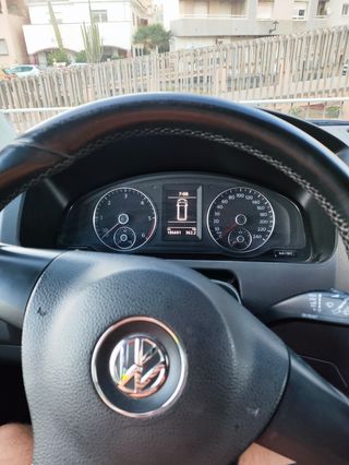 Volkswagen Caravelle 2011