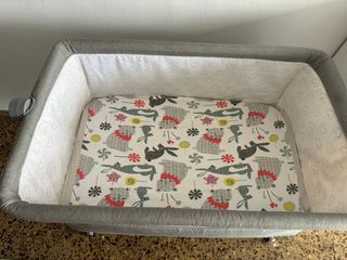 Minicuna colecho y de viaje