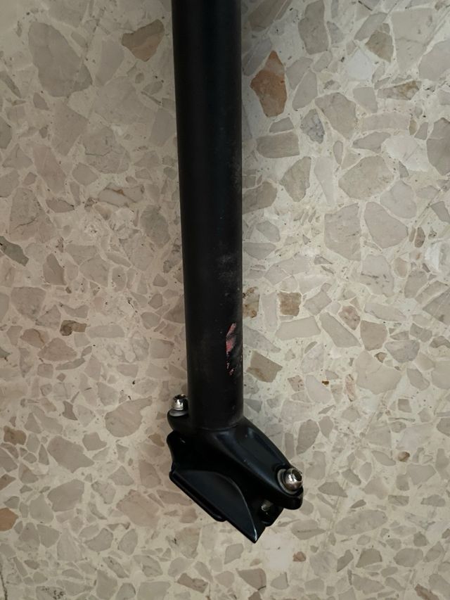 Sillín, tja y cierre