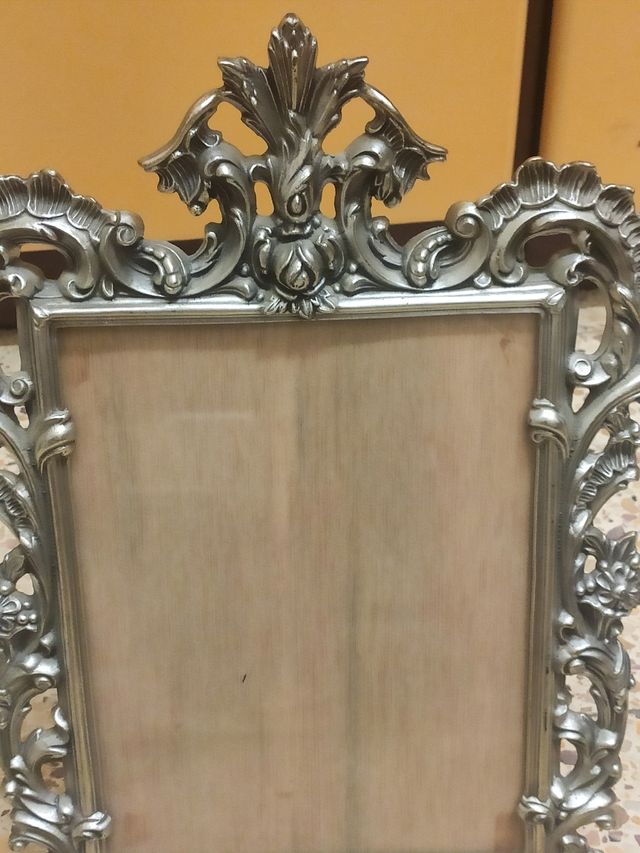 Marco de fotos grande,antiguo a estrenar