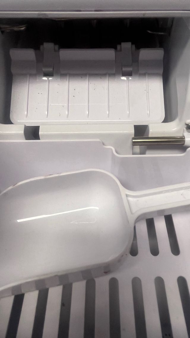 Naquina de hacer hielo