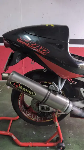 Se vende Gsxr 600 srad