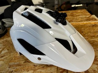 Casco enduro ebike para decorar