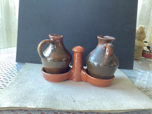 Vinagrearas de barro