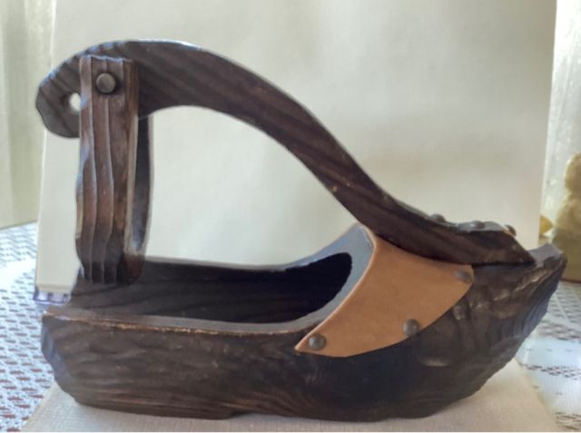 Porta botella de madera artesanal