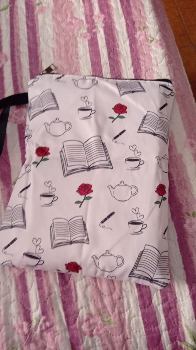 Astuccio porta libro