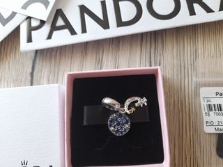Charm Pandora