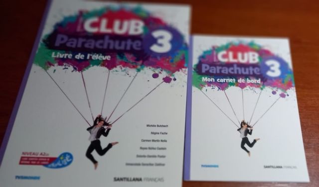 Llibres de text i quadern de francès