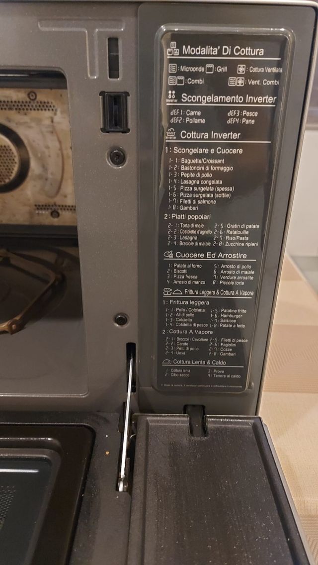 Forno Microonde LG combinato 39 lt