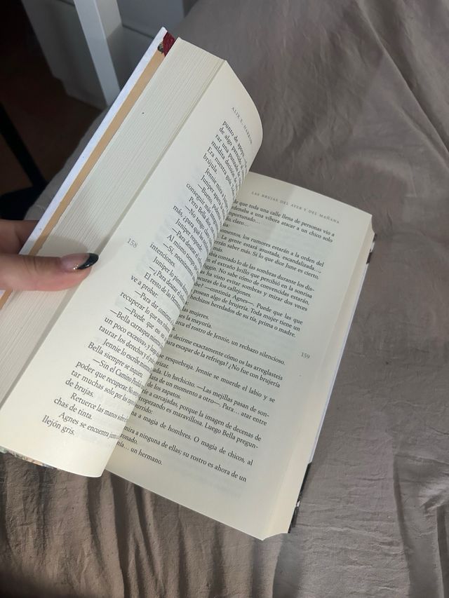 Las brujas del ayer y del mañana - Alex E Harrow