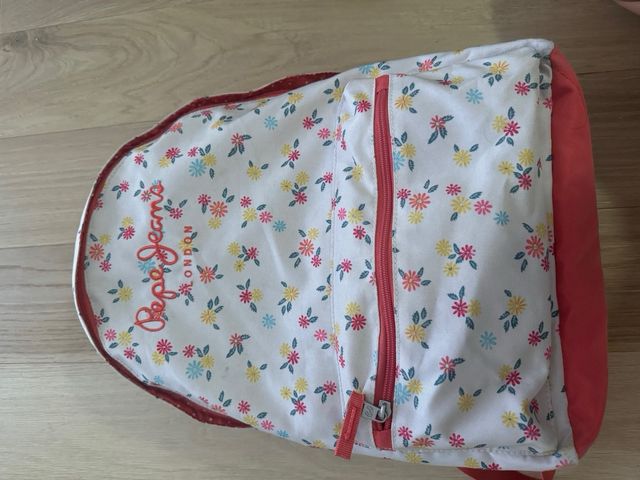 Mochila con carrito niña